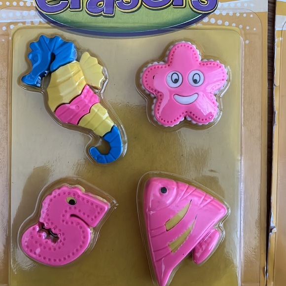 3D Erasers hammer nails seahorse fish school fun gift rewards party favor - Picture 2 of 4